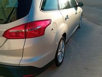 Usata Ford Focus 120 CV (88 kW) 2015 Grigio Station wagon