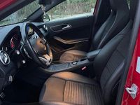 Usata Mercedes GLA200 AMG 136 CV (100 kW) 2016 Rosso SUV