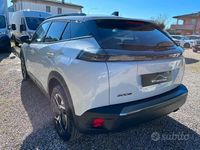 Usata Peugeot 2008 Allure 131 CV (96 kW) 2024 Bianco SUV
