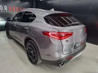 Usata Alfa Romeo Stelvio Executive 190 CV (139 kW) 2019 Grigio SUV
