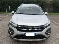 Usata Dacia Jogger 101 CV (74 kW) 2022 Argento Monovolume