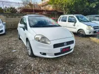 Usata Fiat Grande Punto Sport 90 CV (66 kW) 2007 Bianco Utilitaria