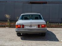 Usata Mercedes S300 SE 188 CV (138 kW) 1986 Argento Berlina