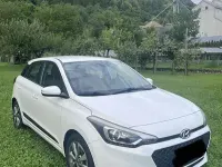 Usata Hyundai i20 Active 85 CV (62 kW) 2016 Bianco Utilitaria