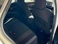 Usata Peugeot 3008 130 CV (95 kW) 2019 Bianco Berlina