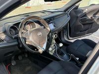Usata Alfa Romeo Giulietta Business 120 CV (88 kW) 2016 Argento Utilitaria