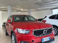 Usata Volvo XC40 R-Design 150 CV (110 kW) 2020 Rosso SUV