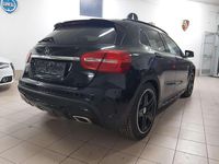 Usata Mercedes GLA180 Premium 109 CV (80 kW) 2017 Nero SUV