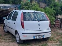 Usata Fiat Punto 69 CV (50 kW) 2006 Bianco Utilitaria