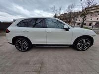 Usata Porsche Cayenne 239 CV (175 kW) 2011 Bianco SUV