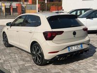 Usata VW Polo R-line 95 CV (69 kW) 2022 Ascot greey Utilitaria