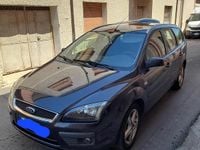 Usata Ford Focus 90 CV (66 kW) 2006 Grigio Station wagon