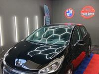 Usata Peugeot 208 Active 92 CV (67 kW) 2015 Nero Utilitaria