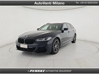 Usata BMW 530e M Sport 292 CV (214 kW) 2022 Blu Station wagon