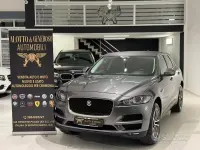 Usata Jaguar F-Pace Prestige 180 CV (132 kW) 2018 Grigio SUV