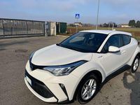 Usata Toyota C-HR Active 122 CV (89 kW) 2020 Bianco SUV
