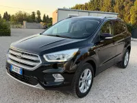 Usata Ford Kuga Titanium 120 CV (88 kW) 2017 Nero SUV