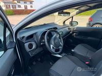 Usata Toyota Yaris Active 69 CV (50 kW) 2014 Bianco Utilitaria