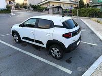Begagnad Dacia Spring Expression 33 kW (45 HK) 2025 Vit Halvkombi