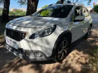 Usata Peugeot 2008 Allure 99 CV (72 kW) 2017 Bianco SUV