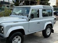 Käytetty Land Rover Defender 86 HP (63 kW) 2010 Harmaa Katumaasturi