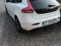Usata Volvo V40 150 CV (110 kW) 2013 Bianco Berlina