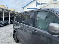 Usata Ford Tourneo Titanium 150 CV (110 kW) 2025 Grigio Monovolume