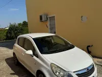 Usata Opel Corsa Edition 85 CV (62 kW) 2010 Bianco Utilitaria