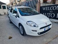Usata Fiat Punto Lounge 95 CV (69 kW) 2017 Bianco Utilitaria