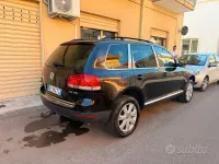 Usata VW Touareg 224 CV (164 kW) 2006 Nero SUV