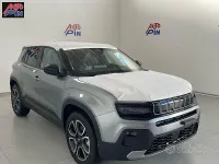 Nuova Jeep Avenger Summit 100 CV (73 kW) 2026 Grigio SUV