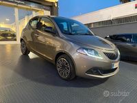 Usata Lancia Ypsilon S 69 CV (50 kW) 2021 Grigio Utilitaria