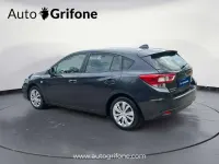 Usata Subaru Impreza Style 114 CV (83 kW) 2018 Nero Berlina