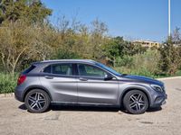 Usata Mercedes GLA180 109 CV (80 kW) 2015 Grigio SUV