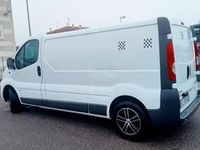 Usata Opel Vivaro 120 CV (88 kW) 2012 Bianco Monovolume