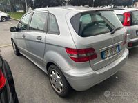 Usata Mercedes B180 2008 Grigio Monovolume