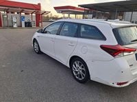 Usata Toyota Auris Touring Sports Cool 99 CV (72 kW) 2017 Bianco Station wagon