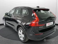 Usado Volvo XC60 Momentum 197 CV (144 kW) 2022 Negro SUV