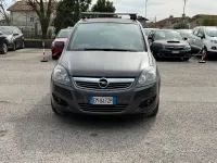 Usata Opel Meriva 120 CV (88 kW) 2012 Nero Monovolume