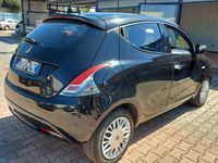 Usata Lancia Ypsilon 95 CV (69 kW) 2017 Nero Utilitaria