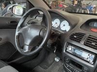 Usata Peugeot 206 CC 109 CV (80 kW) 2002 Grigio Cabrio