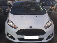 Usata Ford Fiesta 75 CV (55 kW) 2016 Berlina