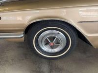 Usata Ford V8 305 CV (224 kW) 1965 Bronzo Coupé