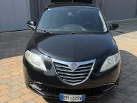 Usata Lancia Ypsilon 69 CV (50 kW) 2012 Nero Utilitaria