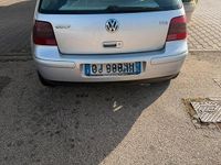 Usata VW Golf IV 101 CV (74 kW) 2004 Grigio Utilitaria