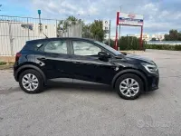 Usata Renault Captur Business 101 CV (74 kW) 2021 Nero SUV