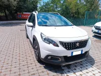 Usata Peugeot 2008 Allure 110 CV (80 kW) 2018 Bianco SUV