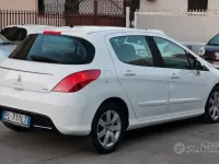 Usata Peugeot 308 Active 92 CV (67 kW) 2012 Bianco Berlina