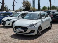 Usata Suzuki Swift 83 CV (61 kW) 2024 Bianco Utilitaria