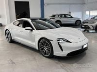 Usata Porsche Taycan 119 kW (163 CV) 2021 Bianco pastello Berlina